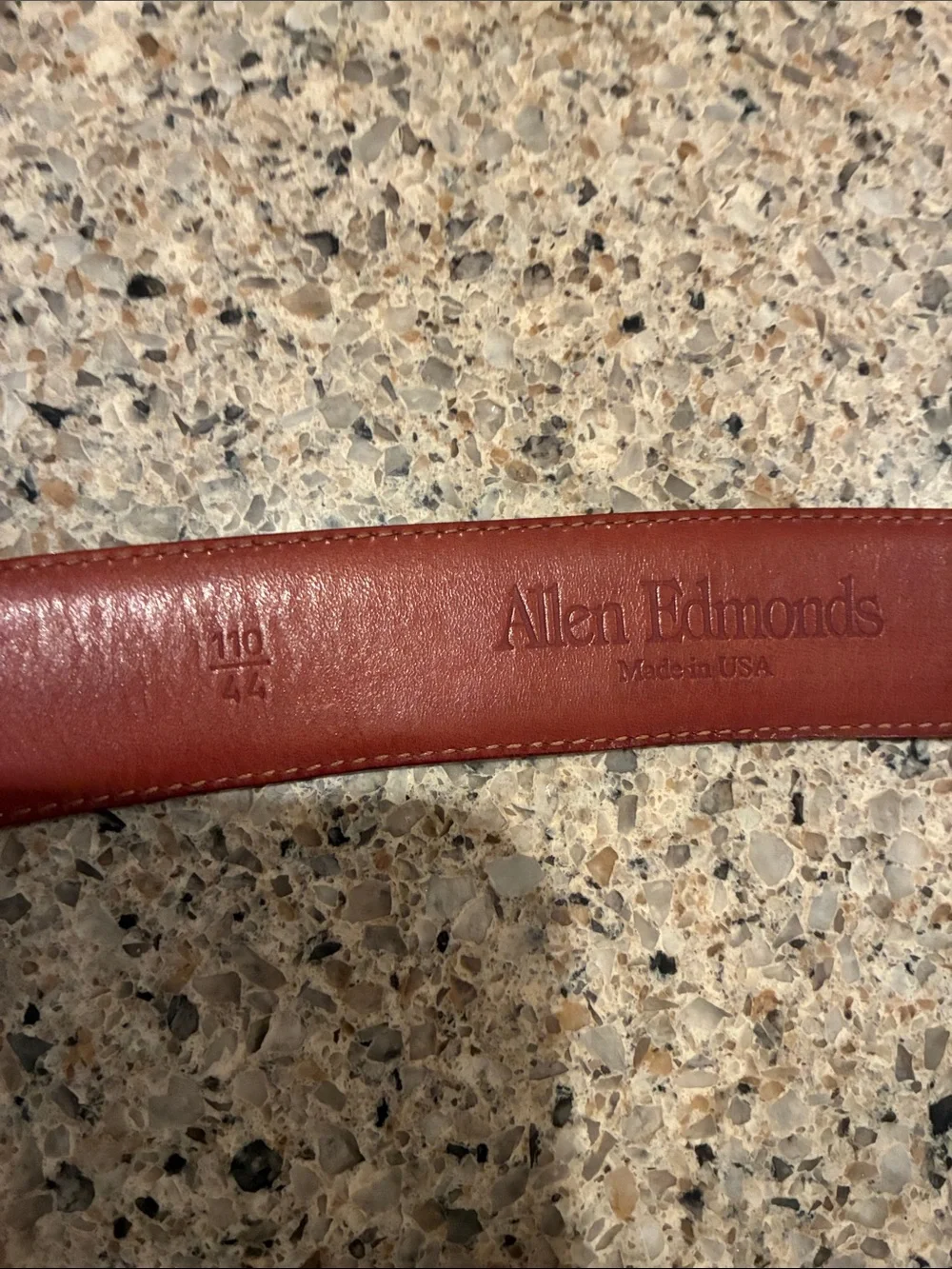 Allen Edmonds Manistee Dress Leather Belt Walnut Brown (74090)
